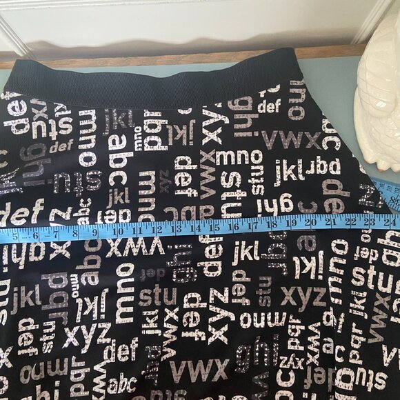 Joseph Ribkoff Skirt - Alphabet - Size 12 - Picture 10 of 10